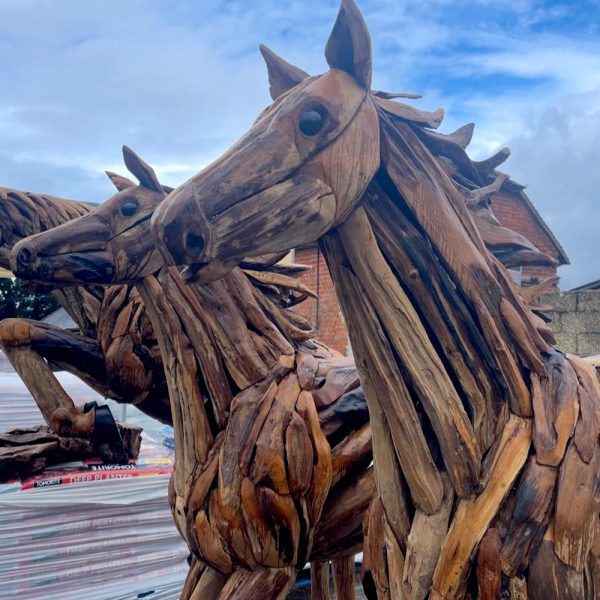 Running Horse Sculpture - Image 3