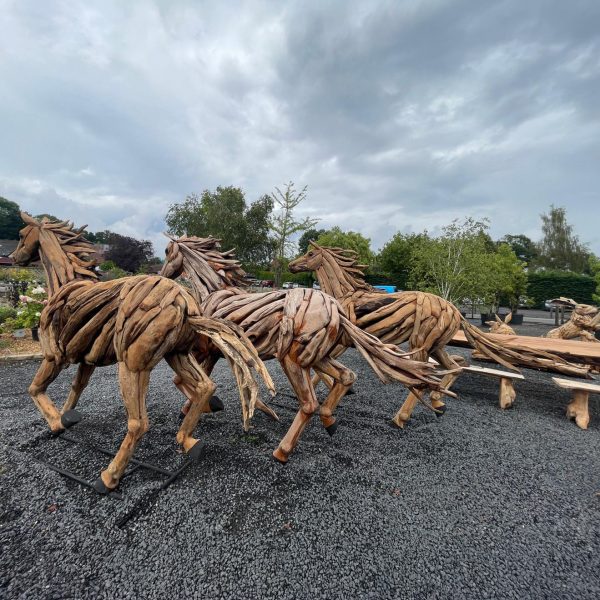 Running Horse Sculpture - Image 4